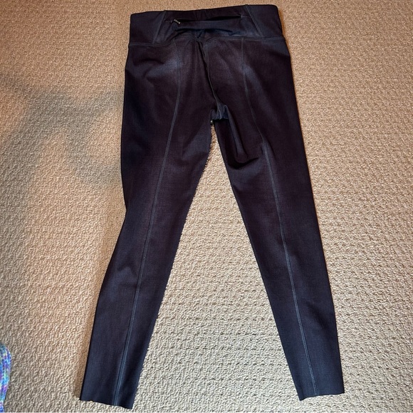 Lucy.com Yoga Pants - Picture 3 of 8